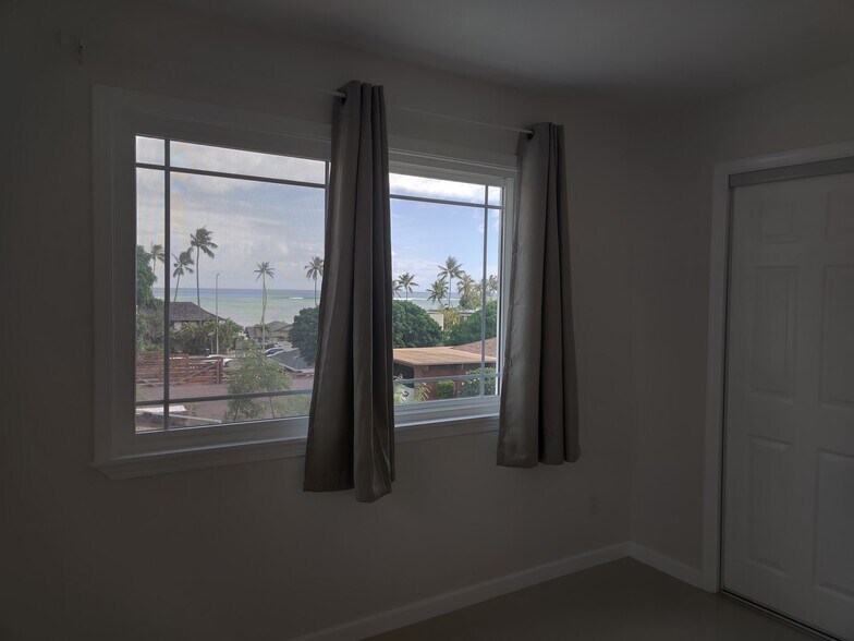 Building Photo - 5846 Kalanianaole Hwy