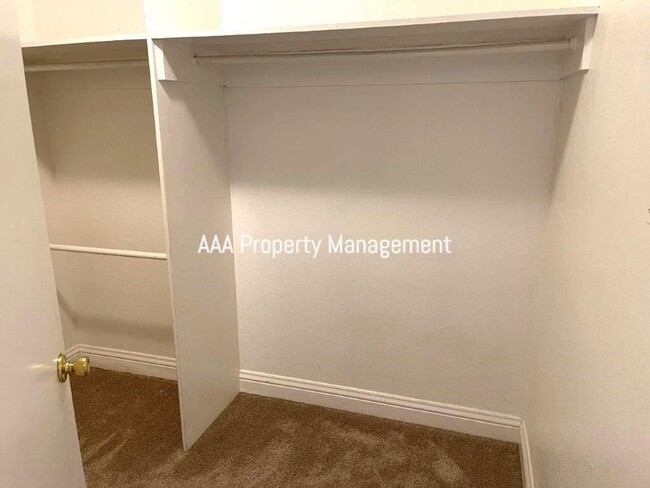 Building Photo - Pleasant HIll 3 bedroom 2 bath Great locat...