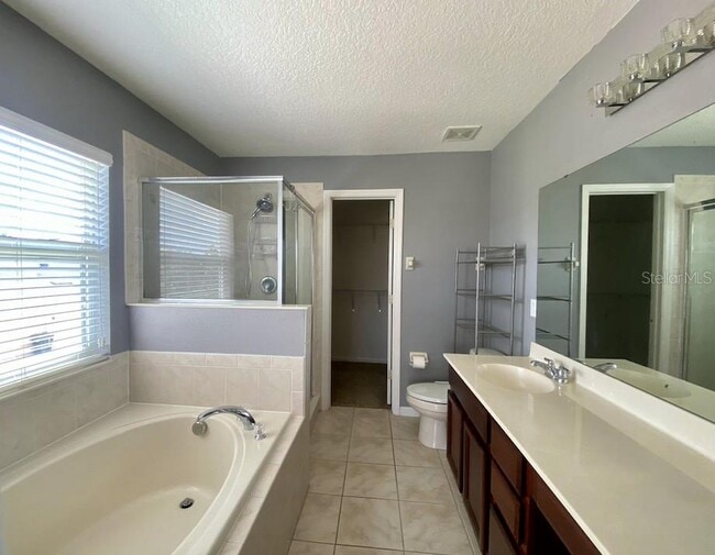 Building Photo - 1314 Honey Blossom Dr