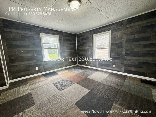 Building Photo - 202 Smith Ave SW