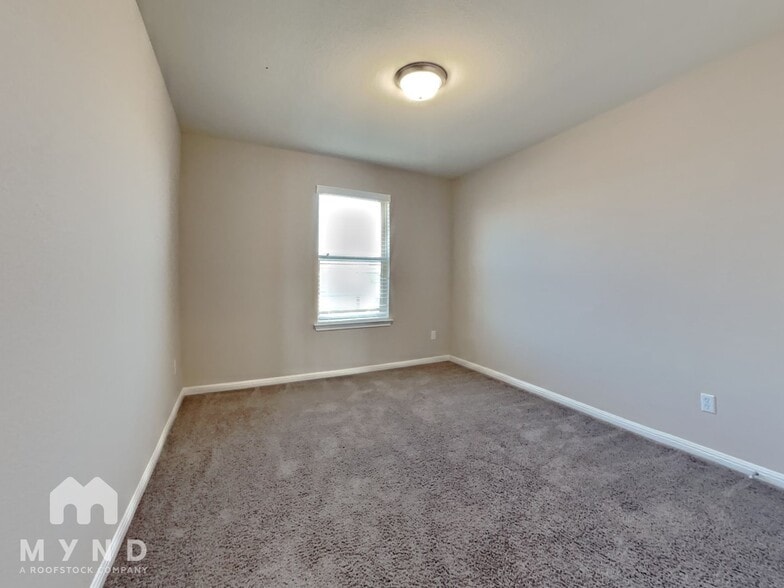 Building Photo - 125 Kavanaugh St