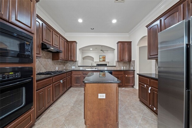Building Photo - 14443 Basalt Ln