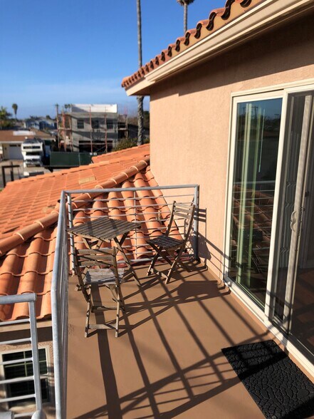 Deck - 381 Elkwood Ave
