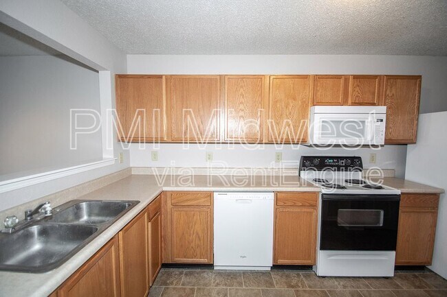 Building Photo - 2383 Layton Ln