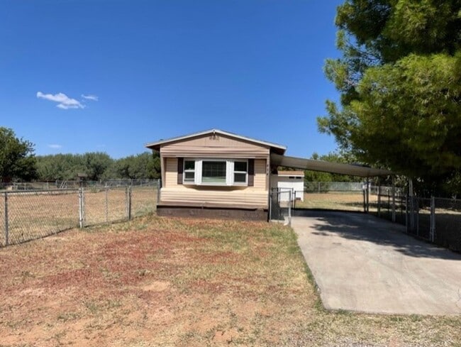 Primary Photo - Reduced!! 2 Bedroom In Bridgeport on .36 of an acre- Contact Property Pros Property Management