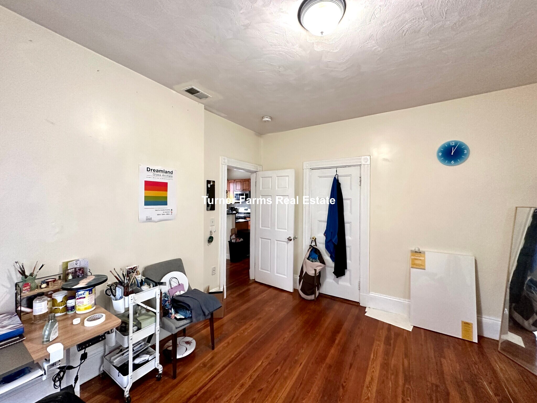 Building Photo - 8 Carmel St