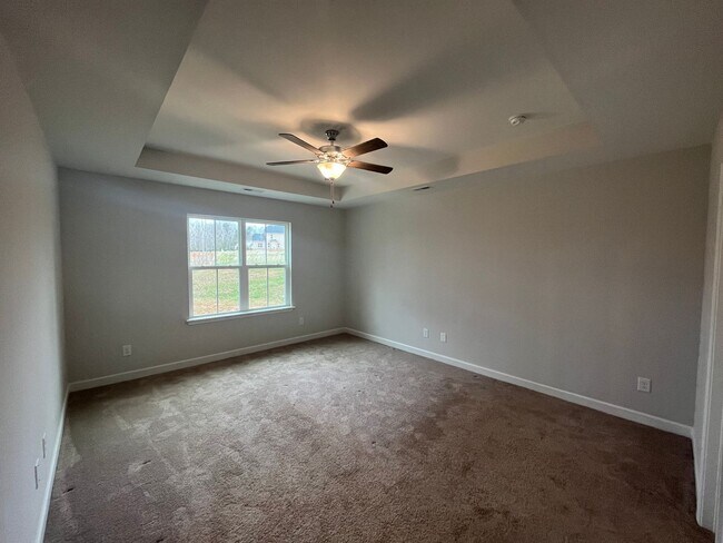 Building Photo - Breathtaking 4 Bedroom, 2 1/2 Bathroom House in Winston Salem, NC!