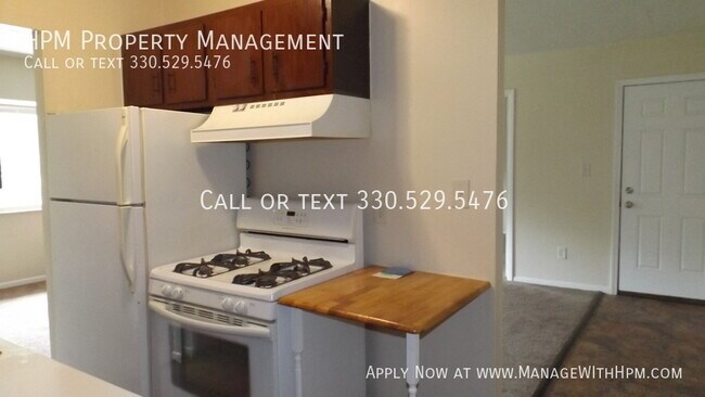 Building Photo - 841 SilverMeadow 202