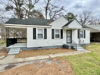 Building Photo - 2968 Tudor St
