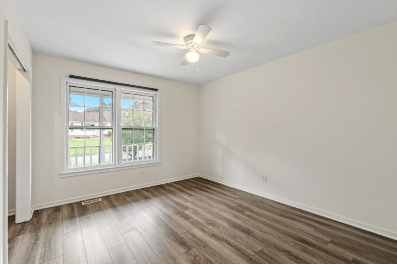 Building Photo - 111 Ticonderoga Dr