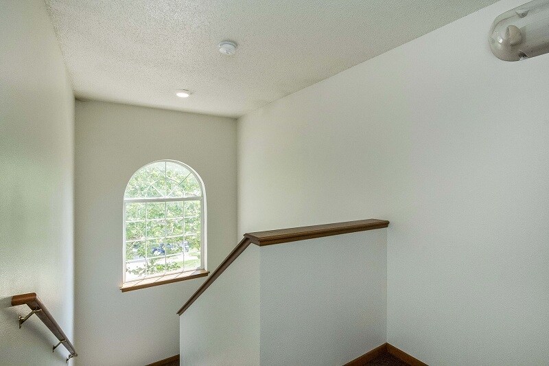 Building Photo - 427 N Dubuque St