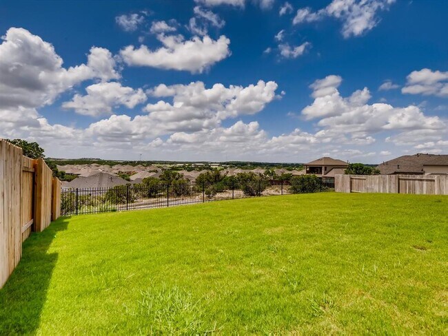 Building Photo - 334 Pecos River Xing