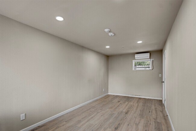 Building Photo - 22114 Merrymount Dr