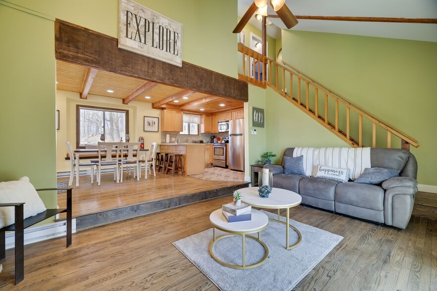 Building Photo - 163 Cambridge Ct