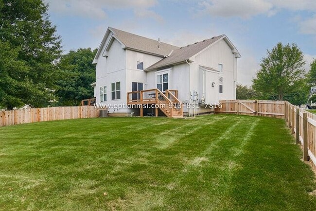 Building Photo - Heatherwood Subdivision!