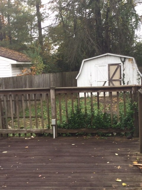 Building Photo - 1402 N Tennessee Blvd