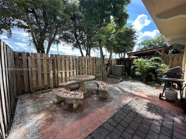 Building Photo - 13261 SW 127th Ct