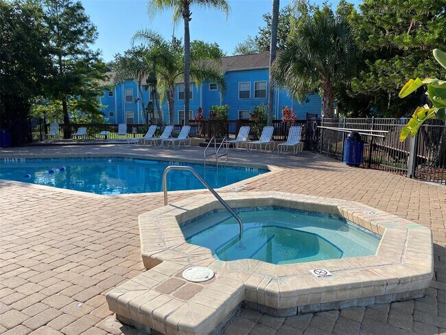 Building Photo - 2745 N Poinciana Blvd