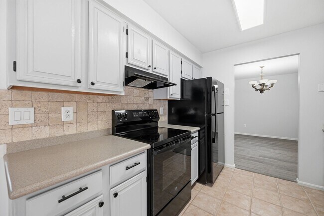 Building Photo - 10609 Oxford Ct