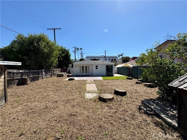 Building Photo - 13845 Moorpark St