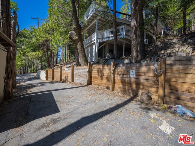 Building Photo - 233 Corona Cir