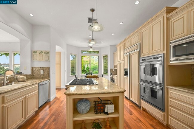 Building Photo - 111 Diablo Ranch Ct