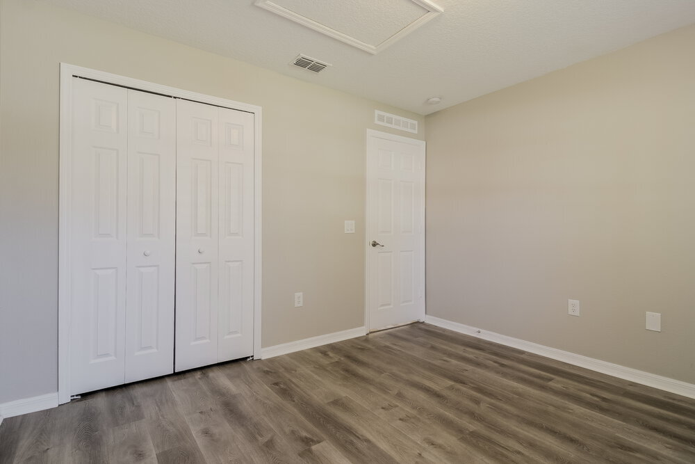 Building Photo - 2114 Nicollett Way