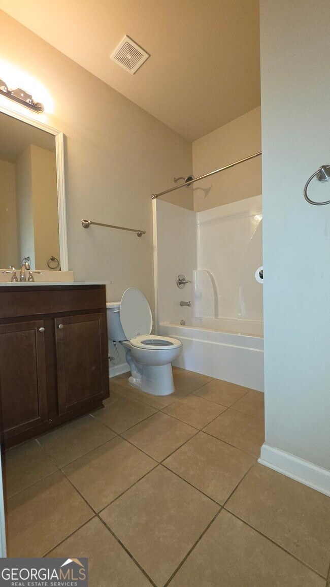 Building Photo - 5220 Brierstone Dr