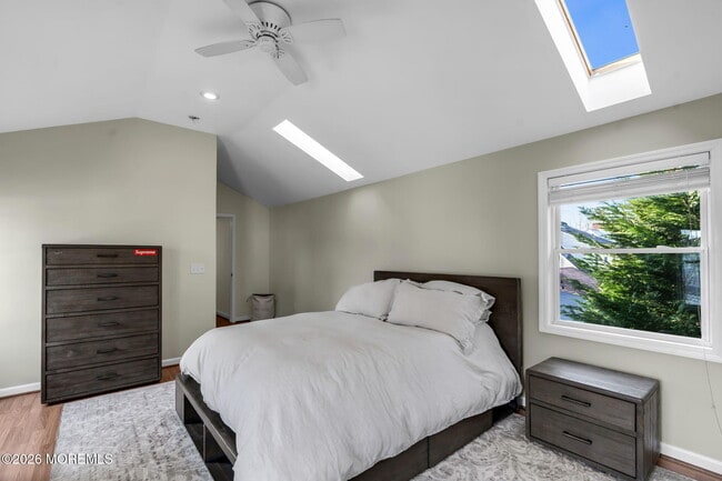 Building Photo - 80 Wilson Ave