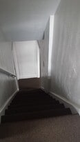 Building Photo - 70 Glenbury St