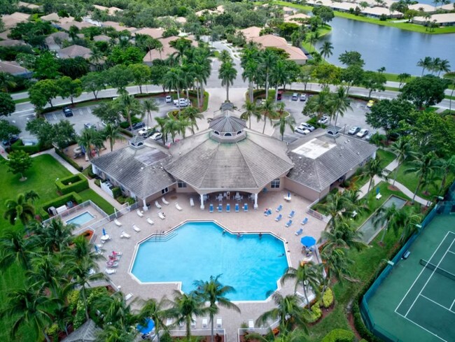 Building Photo - 8654 Lineyard Cay