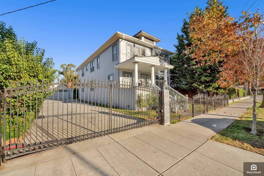 Building Photo - 114 N 17th St