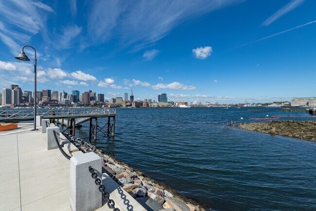 Building Photo - 3 Lisbon St