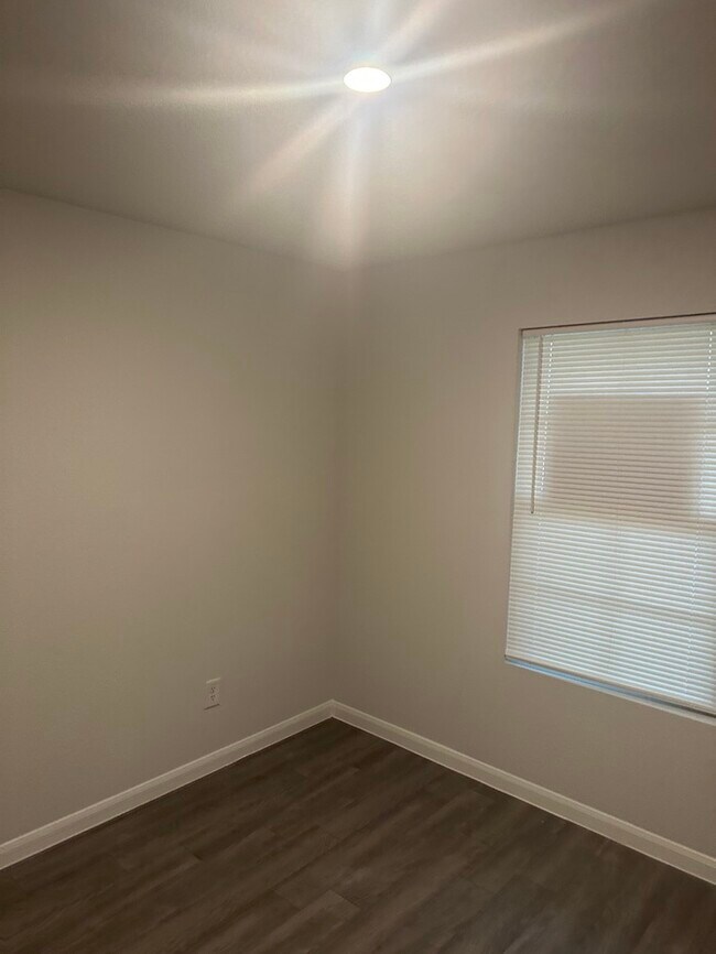 Building Photo - 59 Road 51026 Cleveland TX  77327