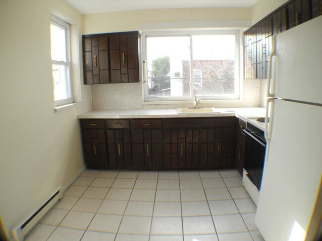 Building Photo - 1946 McKean St