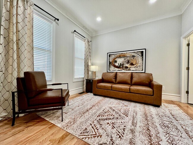 Building Photo - 4827 Granada Ct