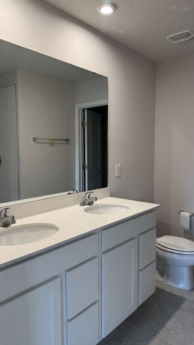 Building Photo - 7176 Luminary ln