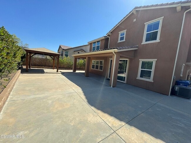 Building Photo - 446 Almond Ln
