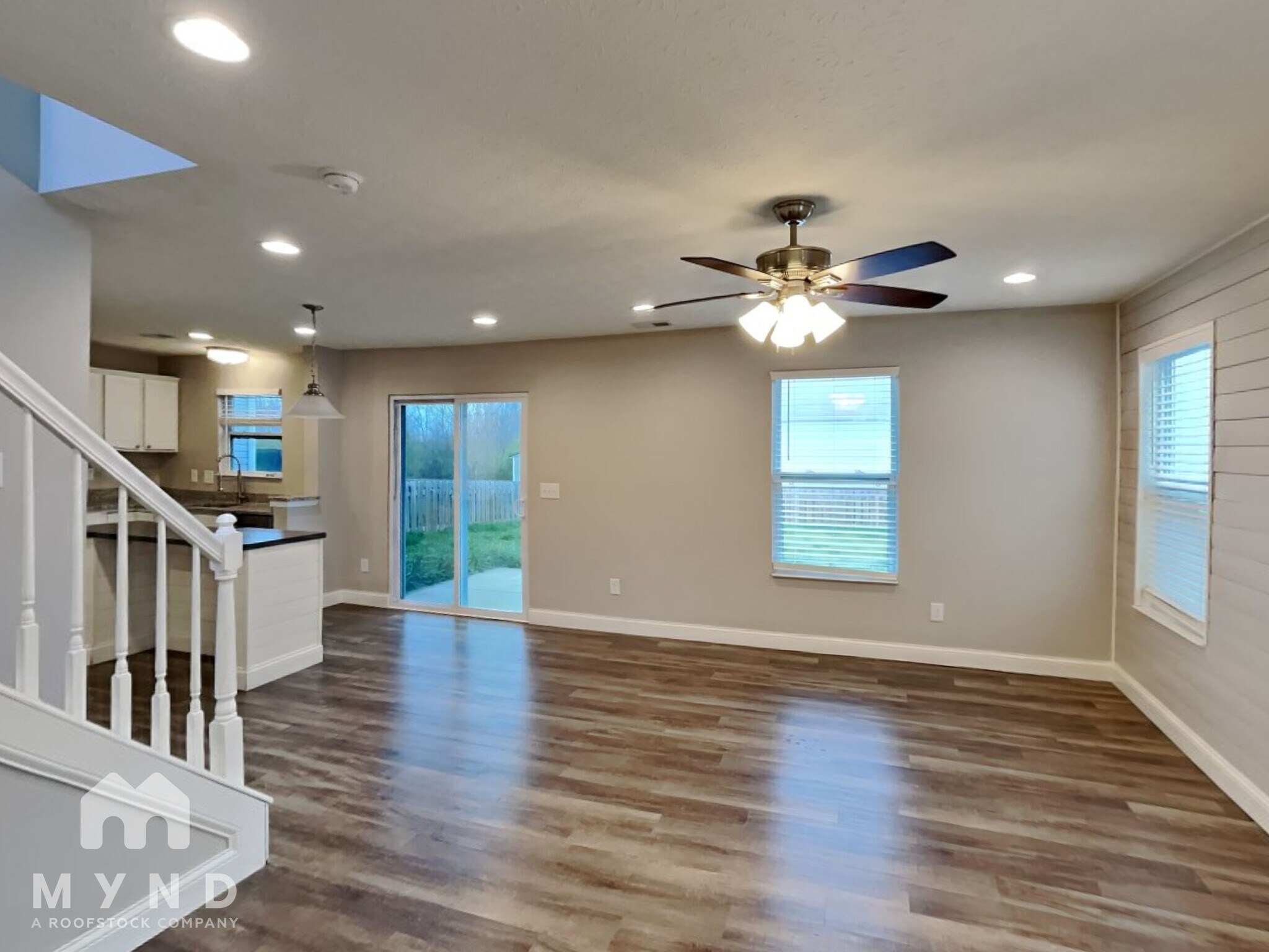 Building Photo - 305 Kear St