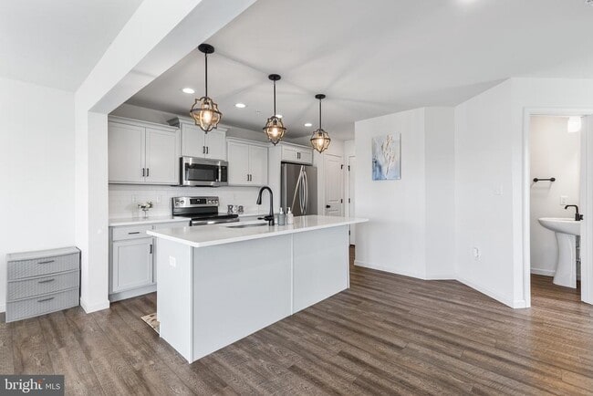 Building Photo - 315 Hayward Ct