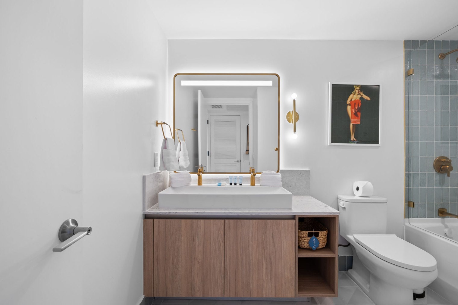 Building Photo - 159 NE 6th St