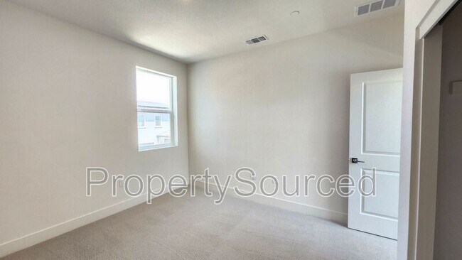 Building Photo - 17832 Reunion St