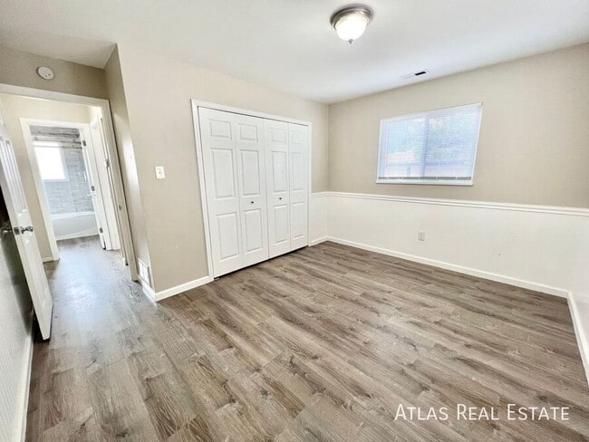 Building Photo - 1805 Eagle View Dr