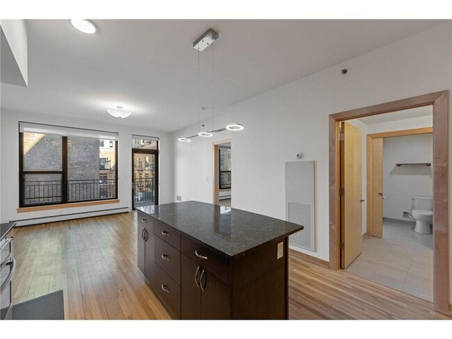 Building Photo - 740 Portland Ave