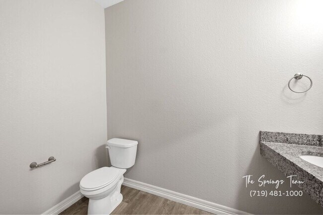 Building Photo - 740 Brambleberry Hts