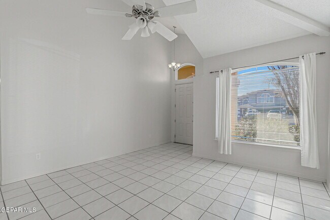 Building Photo - 3132 Tierra Lima Dr