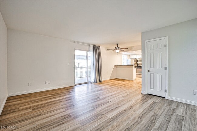 Building Photo - 5493 Indian River Dr