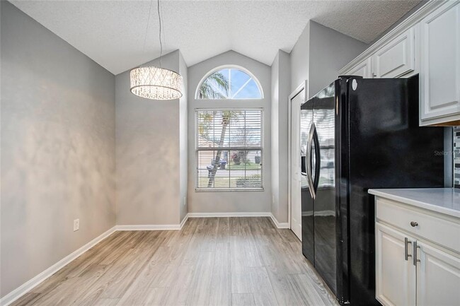 Building Photo - 2705 Stone Oak Dr