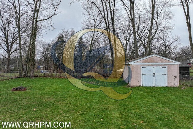 Building Photo - COMING SOON in Linden with Lake Access!!!