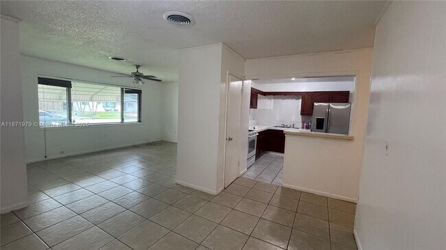 Building Photo - 301 N 67th Ave